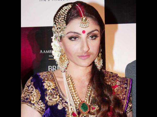 షాకింగ్ ఫోటోలు : ఐశ్వర్య, ప్రియాంక, బిపాసా, సోనమ్