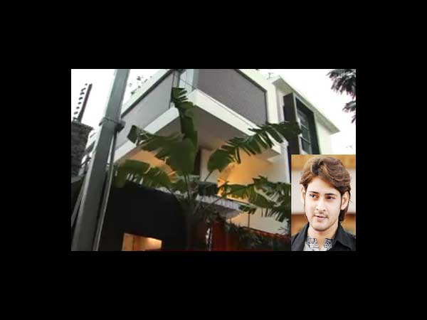 సినీ స్టార్స్.... వారి లగ్జరీ నివాసాలు(ఫోటో ఫీచర్)