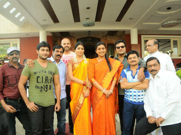  స్త్రీల గౌరవాన్ని పెంచే వేశ్యగా శ్రీయ(ఫోటో ఫీచర్)