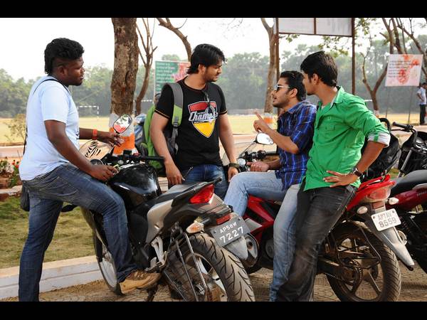 ‘మండోదరి’ మూవీ విశేషాలు (ఫోటో ఫీచర్)