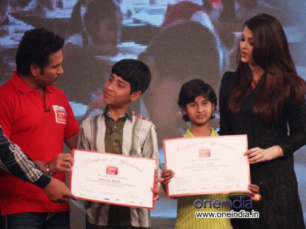 ఐశ్వర్య, సచిన్ ఎఫెక్ట్... రూ. 13.6 కోట్లు నిధులు (ఫోటోలు)