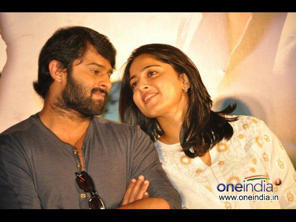 ప్రభాస్ 'మిర్చి' సక్సెస్ మీట్ విశేషాలు(ఫోటోలతో..)