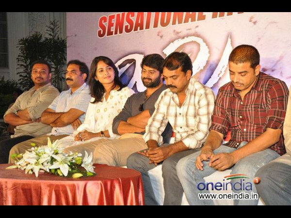 ప్రభాస్ 'మిర్చి' సక్సెస్ మీట్ విశేషాలు(ఫోటోలతో..)