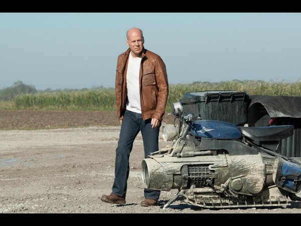  యాక్షన్ ఎడ్వంచర్ ‘డై హార్డ్-5’