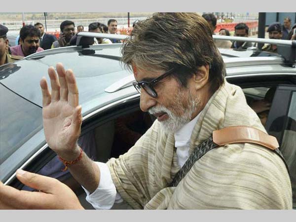  దాపరికాల్లేవ్ : బిడ్డతో ఐశ్వర్య పబ్లిక్ అప్పియరెన్స్(ఫోటోలు)