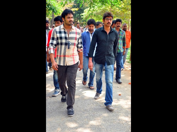 మోహన్ బాబు తండ్రి 11వ రోజు సెర్మనీలో సెలబ్రిటీలు(ఫోటోలు)