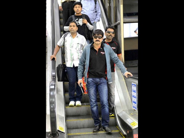 రాంచీ లో తెలుగు స్టార్ హీరోలు- ప్రాక్టీస్ మ్యాచ్ (ఫోటోలు)