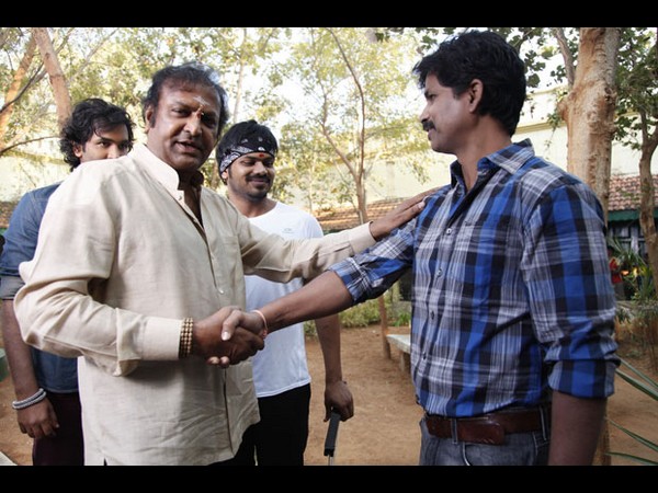 మంచు విష్ణు కొత్త చిత్రం ప్రారంభం(ఫొటోలు)