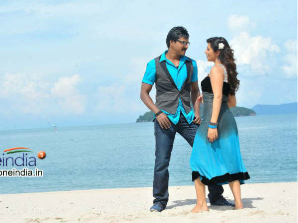 పంచె జారిన..... ('మిస్టర్ పెళ్లికొడుకు' రివ్యూ)