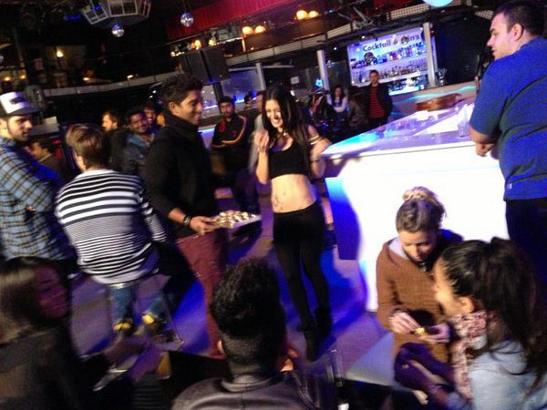 స్పెయిన్లో అల్లు అర్జున్ మ్యారేజ్ డే సెలబ్రేషన్ (ఫోటో ఫీచర్)