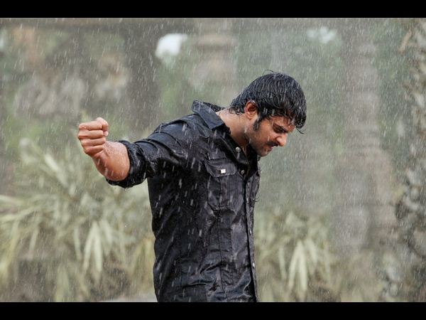 మిర్చి: కొత్తగా యాడ్‌చేసే ఫైట్‌లో ప్రభాస్ ఇలా...(ఫోటోలు)