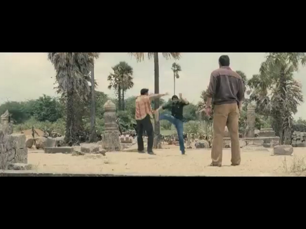 మిర్చి: కొత్తగా యాడ్‌చేసే ఫైట్‌లో ప్రభాస్ ఇలా...(ఫోటోలు)