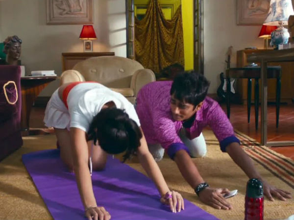 తొలిసారి : హాట్ అండ్ సెక్సీగా రెచ్చిపోయిన తాప్సి(ఫోటోలు)