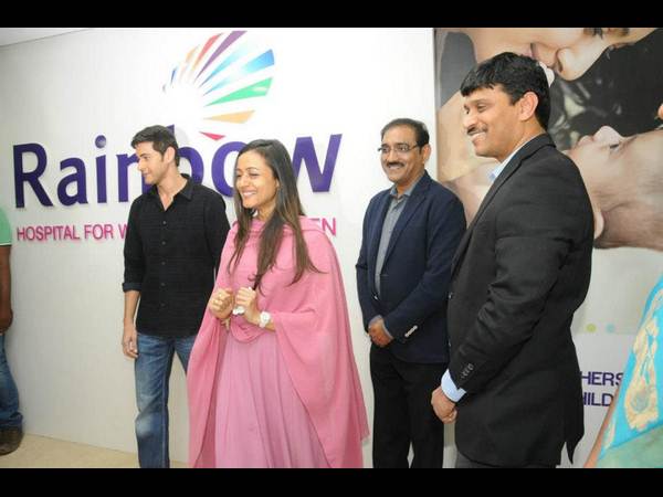 కనాలని మహేష్... నావల్ల కాదన్న నమ్రత (ఫోటోలు)