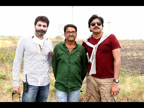 పుట్టిన రోజు వేడకలో పవన్ కళ్యాణ్ ( అరుదైన ఫోటోలు)