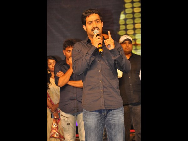 ఎన్టీఆర్ ‘బాద్‌షా’ ఆడియో వేడుక (ఫోటోలు)