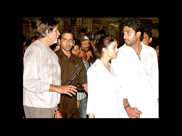 అరుదైన చిత్రాలు: ఇద్దరు బచ్చన్స్‌తో ఐష్