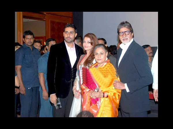 అరుదైన చిత్రాలు: ఇద్దరు బచ్చన్స్‌తో ఐష్