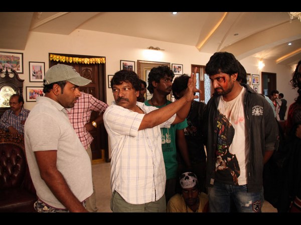  ‘పైసా’ కోసం కృష్ణవంశీ-నాని కష్టం (వర్కింగ్ స్టిల్స్) 