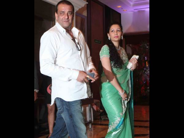 సంజయ్‌కి రజనీ, చిరు, జయ మద్దతు... క్షమాబిక్షతో బయటికి?