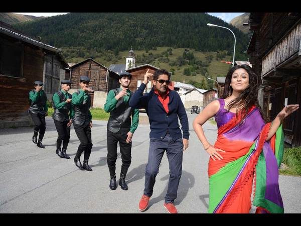 హీటెక్కిస్తున్న నయనతార-నాగార్జున రొమాన్స్ (ఫోటోలు)