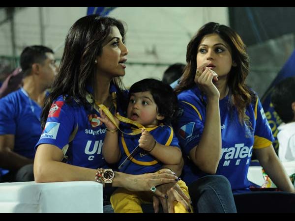 ముద్దొస్తున్న శిల్పా శెట్టి కొడుకు (ఫస్ట్ లుక్ ఫోటోలు)