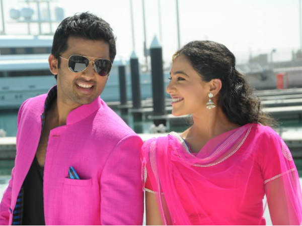 కుర్రహీరో హిట్ ఫార్ములా: కామెడీ విత్ పవన్‌ మేనియా