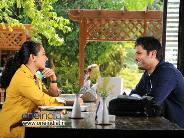 కుర్రహీరో హిట్ ఫార్ములా: కామెడీ విత్ పవన్‌ మేనియా