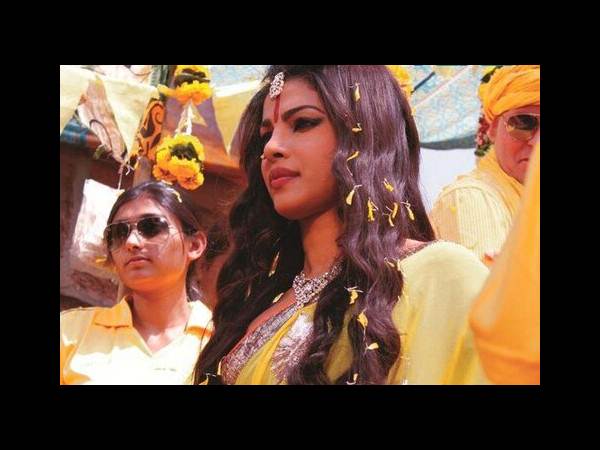 పెప్సీ అమ్మోరు: రామ్ చరణ్ హీరోయిన్ న్యూలుక్