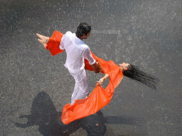  హీరోయిన్ బొడ్డుపై గురిపెట్టిన అల్లరి నరేష్ (హాట్ ఫోటోలు)