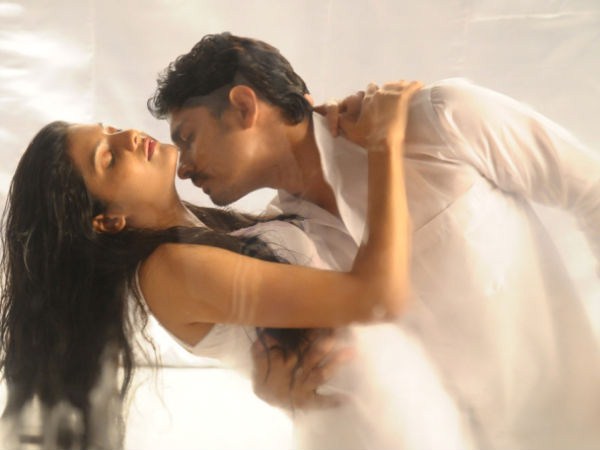 సిద్ధార్థ్ ‘ఎన్‌హెచ్ 4’ రివ్యూ....