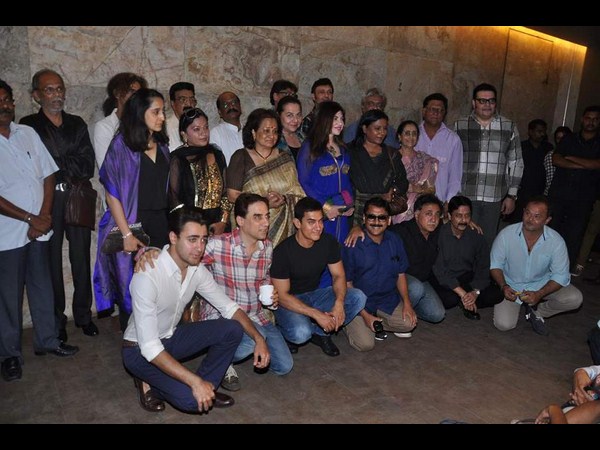 పిక్చర్స్ : స్టార్ హీరో పార్టీలో సందడి చేసిన తారలు