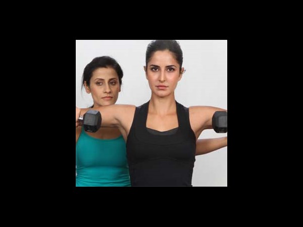  జిమ్ లో కత్రినా కైఫ్ కేక (హాట్ ఫోటోలు)