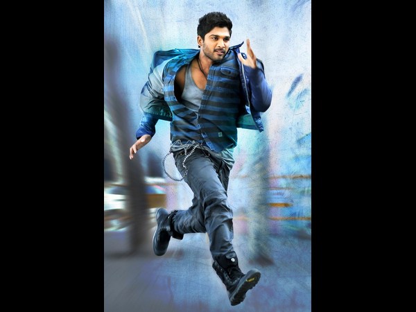 'ఇద్దరమ్మాయిలతో' లో అదిరే బన్ని యాక్షన్ (కొత్త ఫోటోలు)