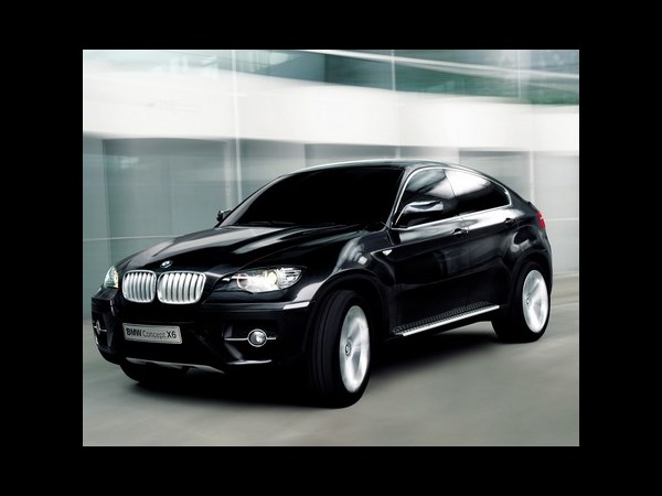 మహేష్,రామ్ చరణ్,పవన్, ఎన్టీఆర్ వాడే కార్లు ? (ఫోటో ఫీచర్)