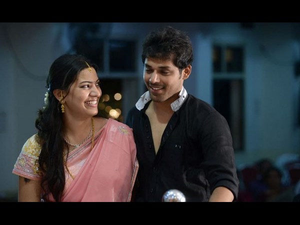 మనసు మనసు కలిసింది..ప్రేమ చిగురించింది