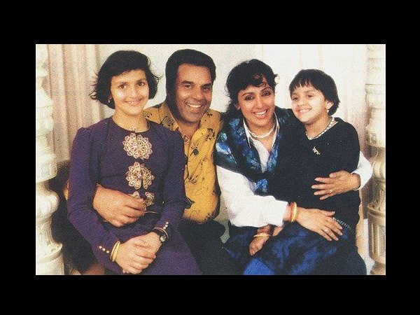 అహనా డియోల్ చిన్నతనంలో...