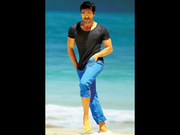 పాటలు లీకవడంపై ఆందోళన