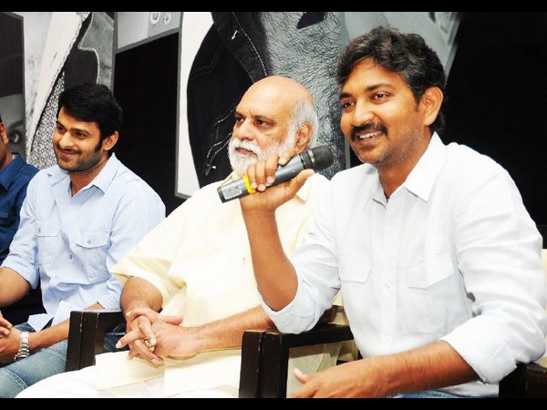 'బాహుబలి' ఫస్ట్ డే వర్కింగ్ స్టిల్స్ ( లీకెడ్ ఫోటోలు)