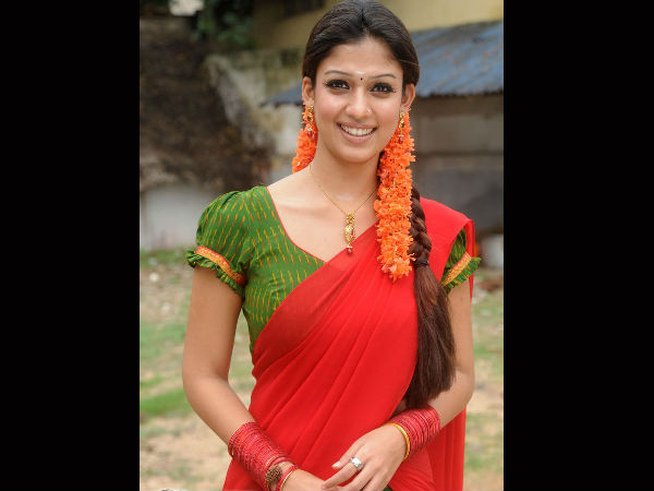 రెడ్ సారీలో నయనతార