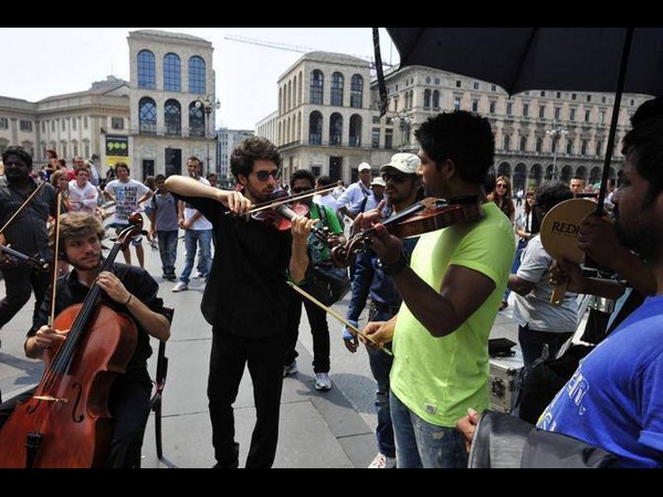 అందాల విశ్వరూపం చూపనున్న శృతి