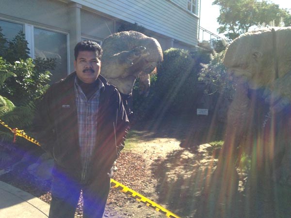 హ్యాబిట్ మూవీలో క్యారెక్టర్ దగ్గర శంకర్ 