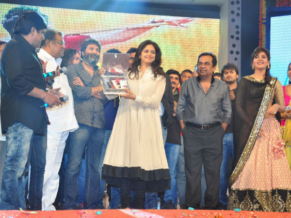 కోటి విరాళం ఇచ్చారు