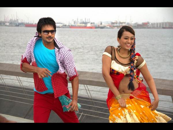 నిర్మాతల నమ్మకం