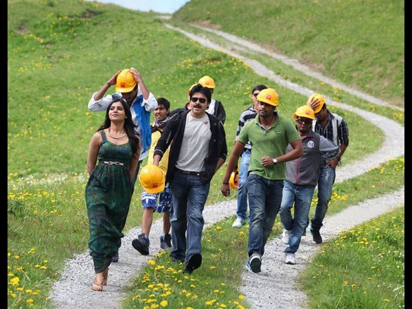 ‘ఓల్డ్మాంక్ రమ్మో'...