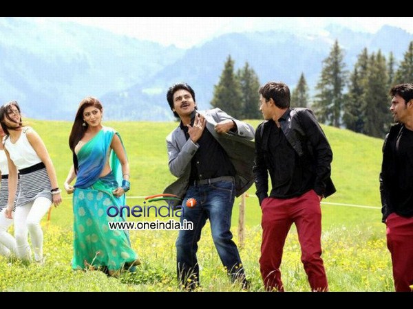 డైలాగ్స్ అదుర్స్ 