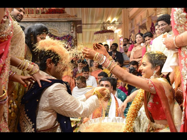 వెరైటీలతో విందు