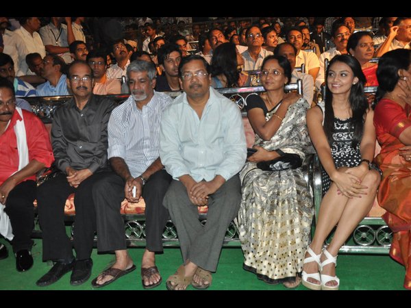 పెద్దలంతా..