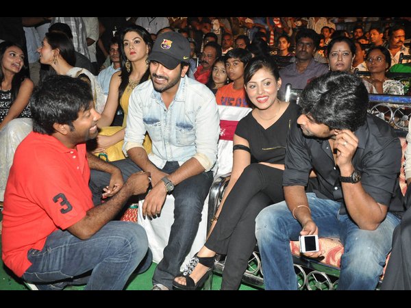 మనోజ్‌ మాట్లాడుతూ...