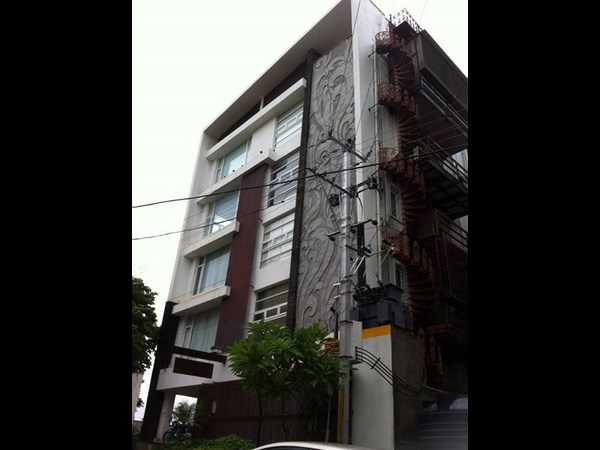 పవన్ ఇల్లు...